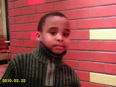 JUNIOR LE PETIT FRERE A BRUNO
